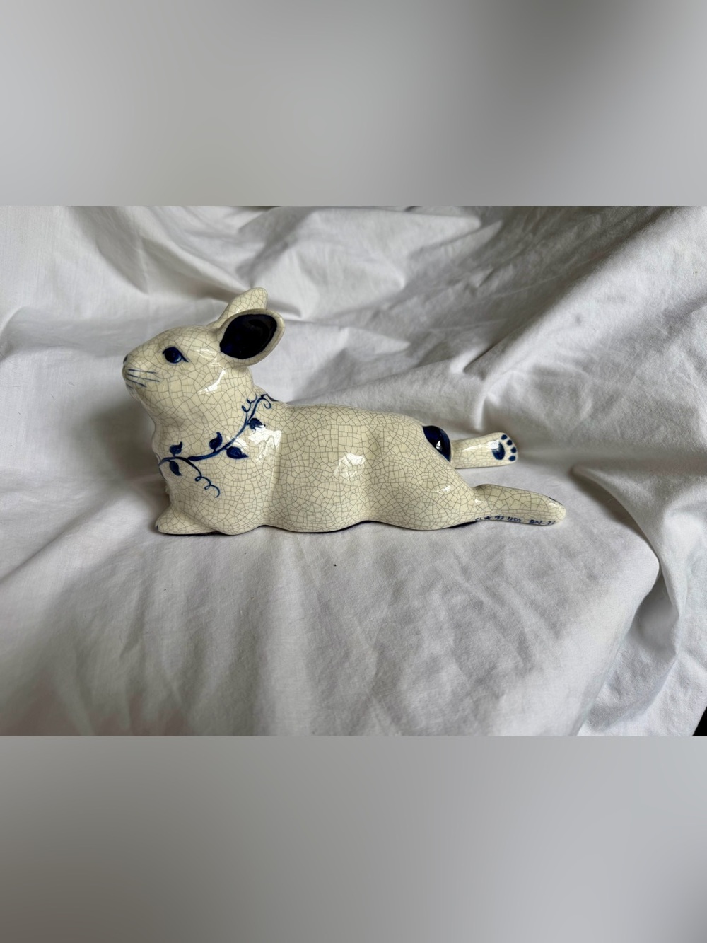 1997 Potting Shed DEDHAM Pottery Rabbit Playful Sprawled Out Signed 9½ “